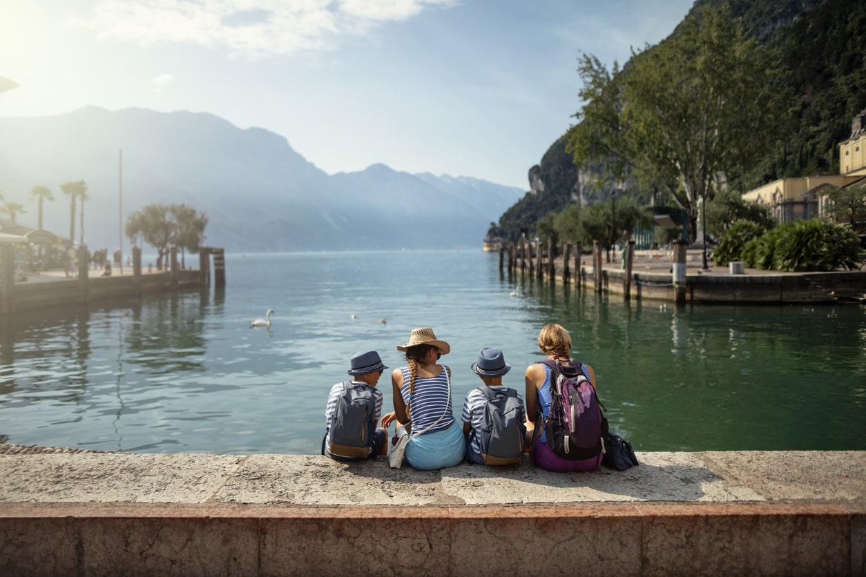 iStock-1061876216-min